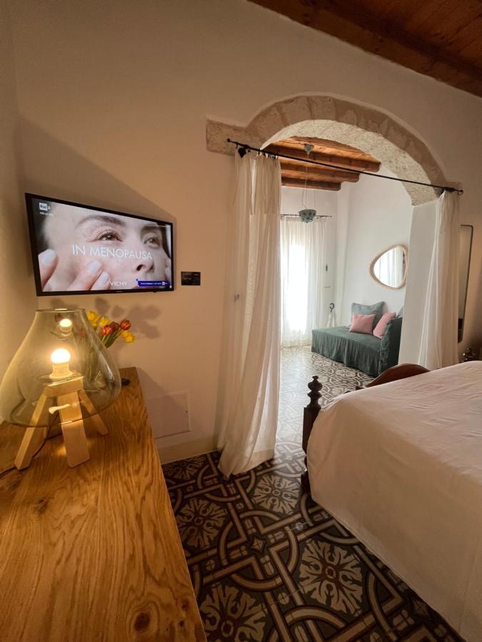 Superior Double Room Terrace,1244498080:JPEG